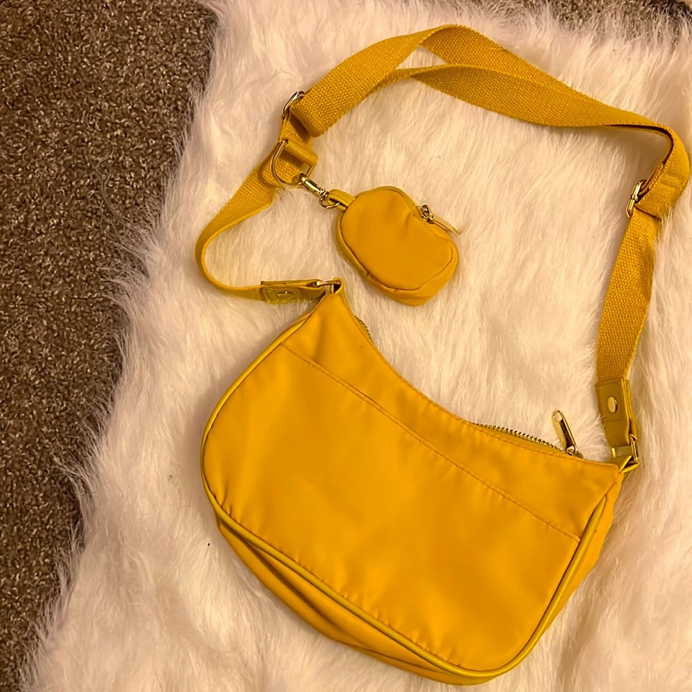 Mustard shoulder mini purse